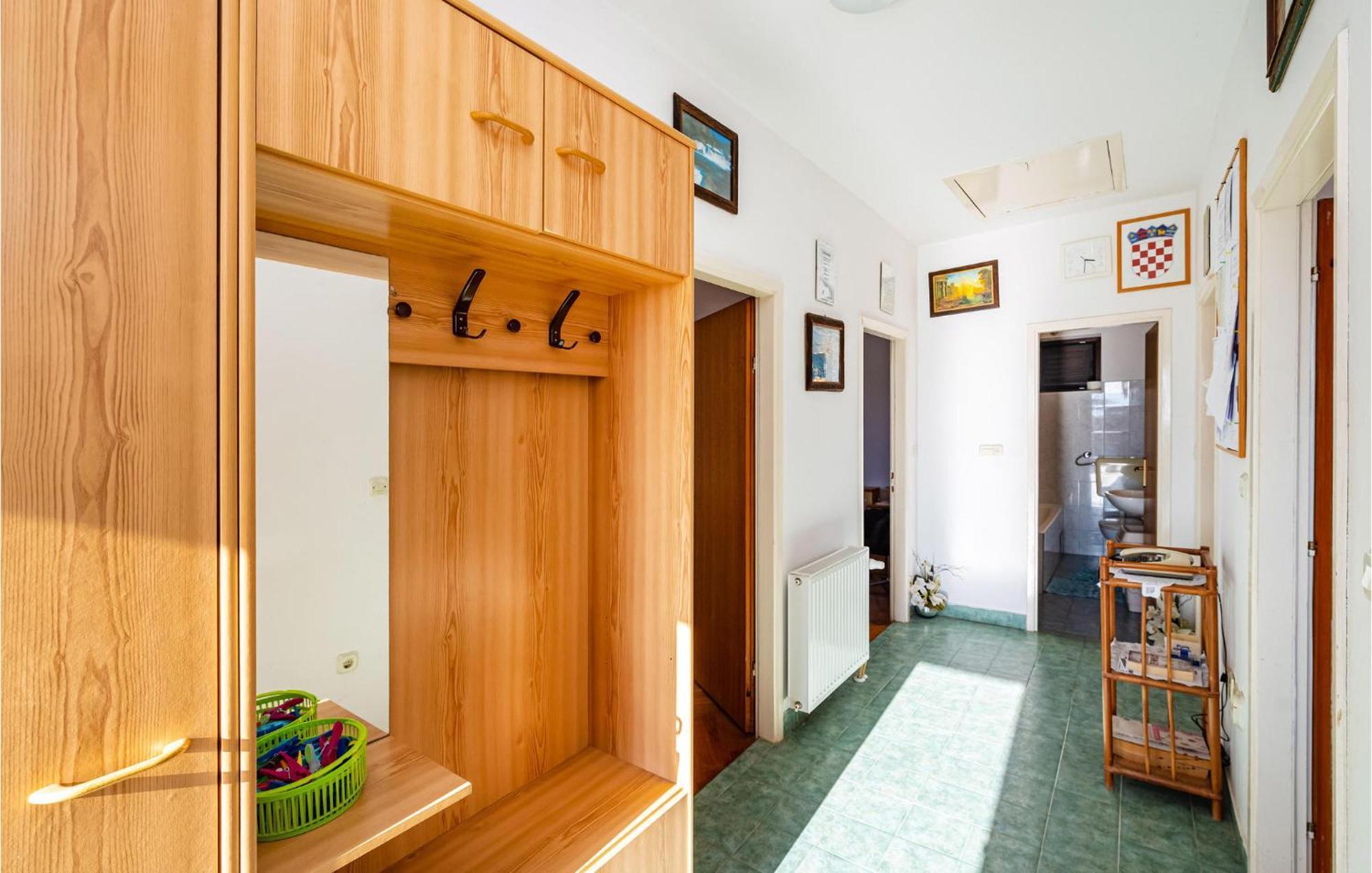 2 Bedroom Cozy Apartment In Zara Esterno foto